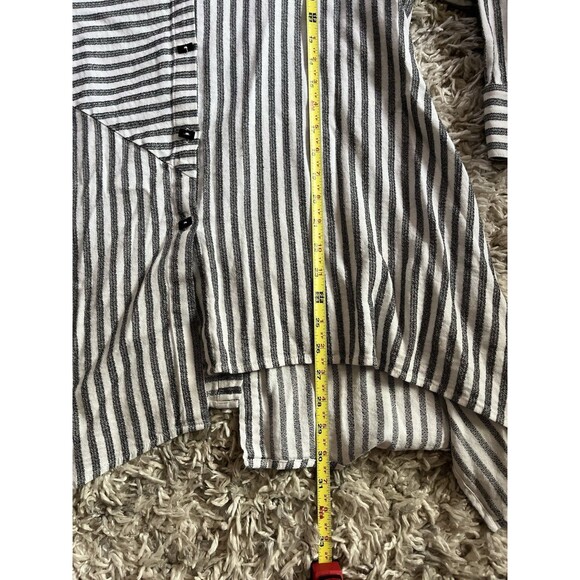 Soft Surroundings Asymmetrical Button Down Tunic Top Large Striped Laggenlook - Picture 5 of 12